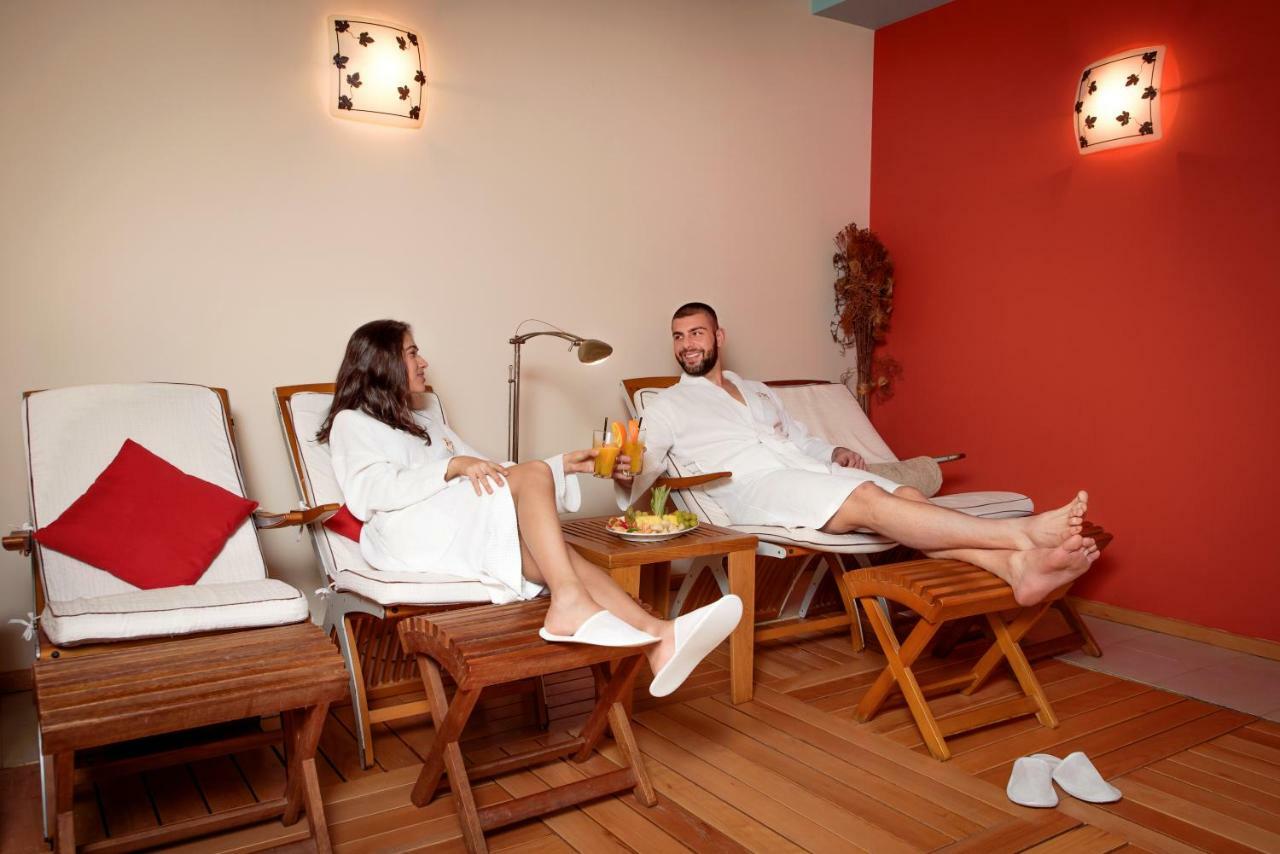 Crystal Palace Boutique 4*